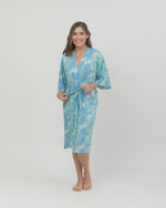 Load image into Gallery viewer, Mommy Robe, Blue Crumple Tie-Dye

